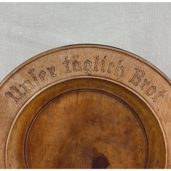 Our Daily Bread Vintage Hand Turned Wooden Plate Happy Easter 1953 - Picture 3 of 9